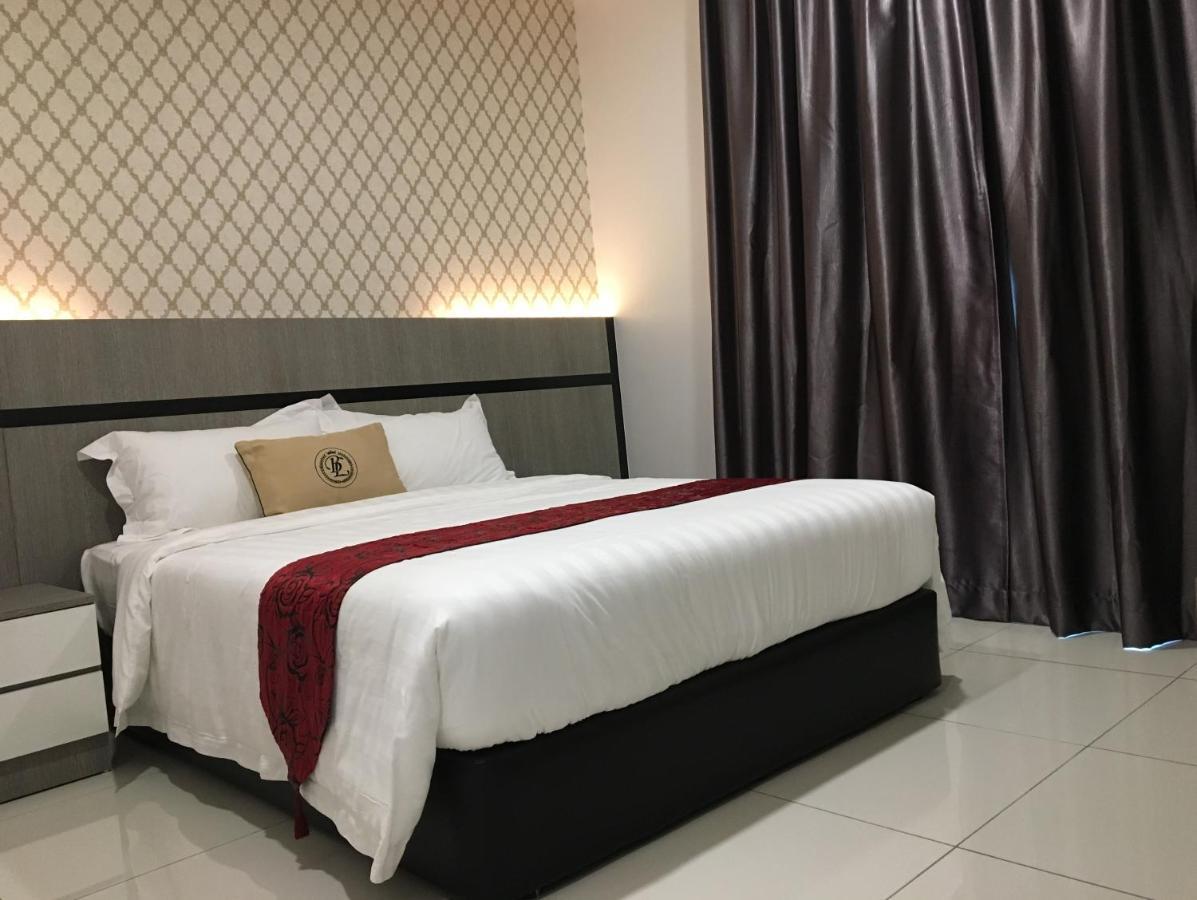 B&L Hotel Sungkai Exterior photo