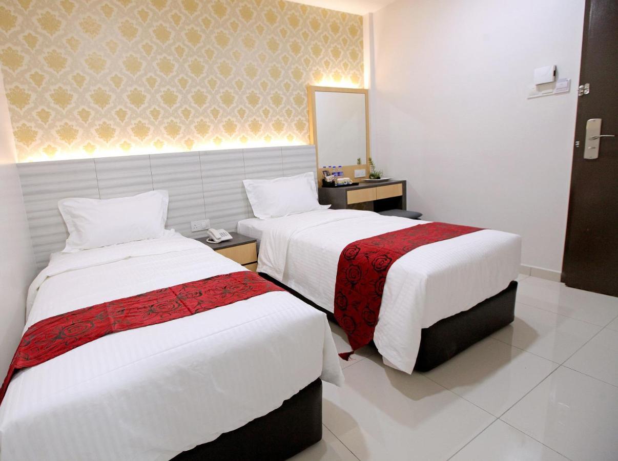 B&L Hotel Sungkai Exterior photo